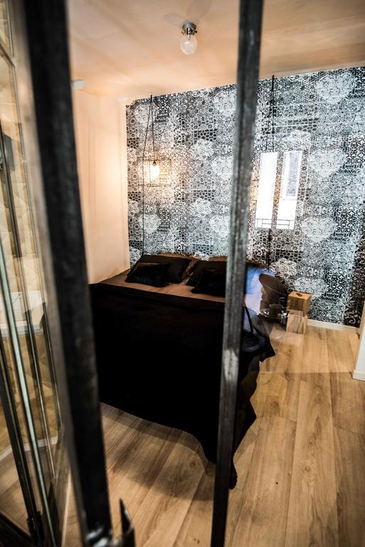 "Un Lieu Unique" Le Gold Et Le Cocon Apartment Annecy Bagian luar foto