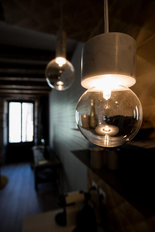 "Un Lieu Unique" Le Gold Et Le Cocon Apartment Annecy Bagian luar foto